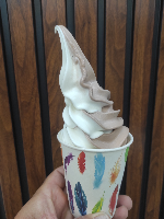 لیوانی سفید کاکائو